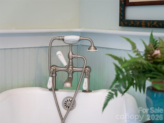 39 Oak Hollow Drive 23, Asheville, NC 28805