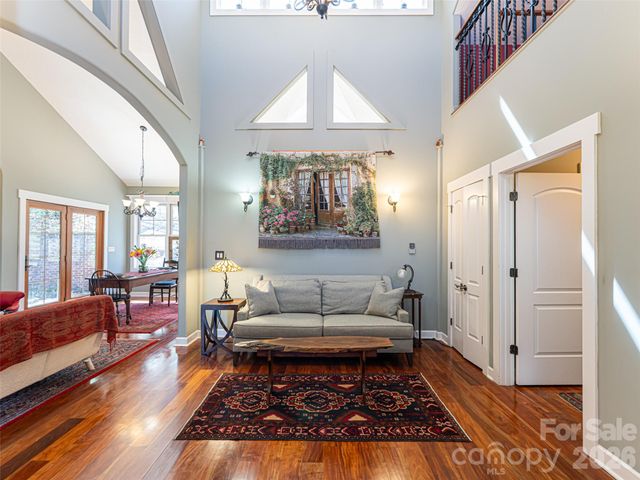 39 Oak Hollow Drive 23, Asheville, NC 28805