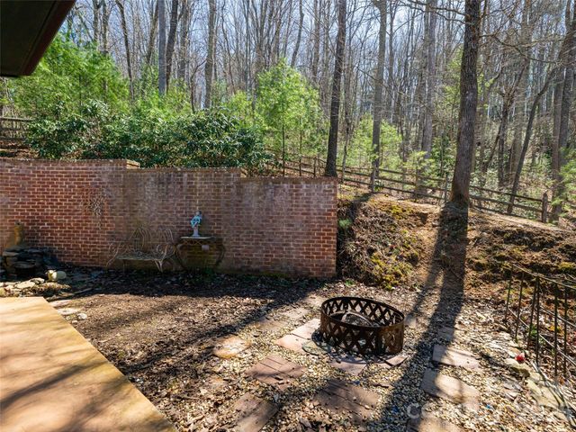 39 Oak Hollow Drive 23, Asheville, NC 28805