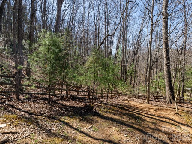 39 Oak Hollow Drive 23, Asheville, NC 28805