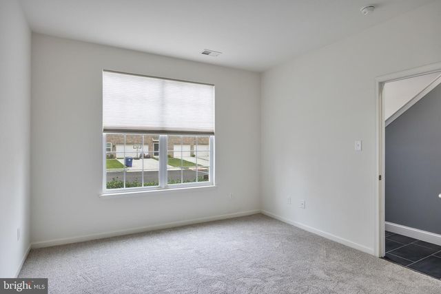 490 N PALACE DR, Glassboro, NJ 08028