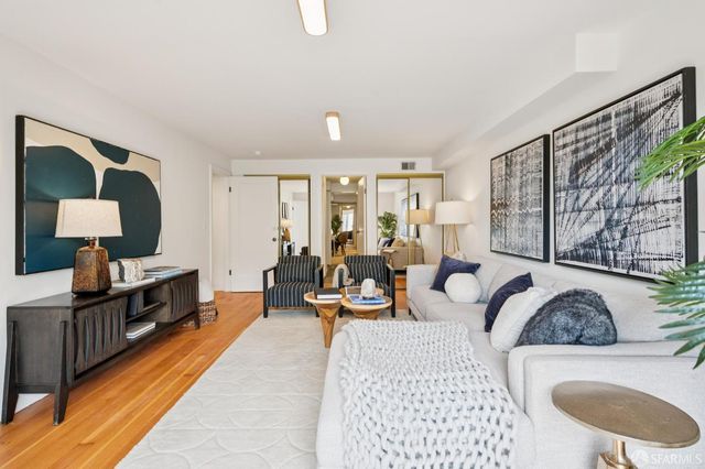 2287 28th Avenue, San Francisco, CA 94116