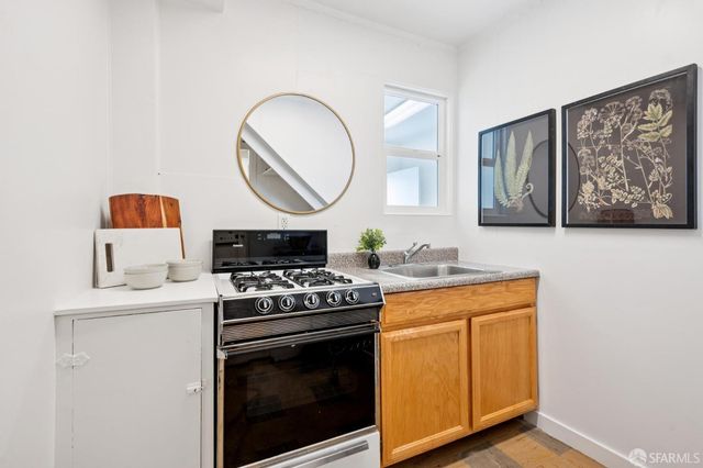2287 28th Avenue, San Francisco, CA 94116