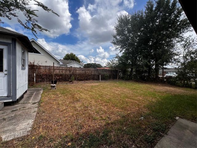 7931 Keller Street, Houston, TX 77012