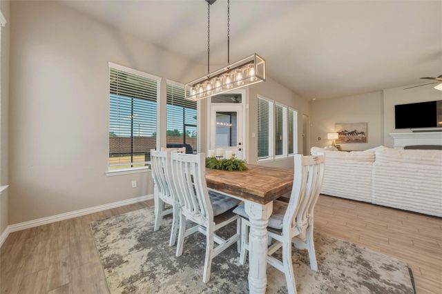 1516 Somerset Lane, Weatherford, TX 76087