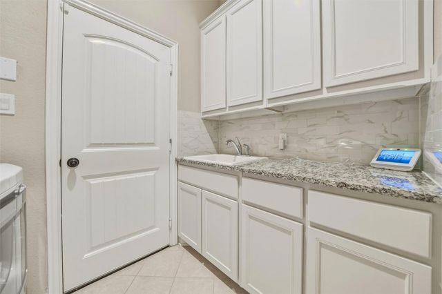 1516 Somerset Lane, Weatherford, TX 76087