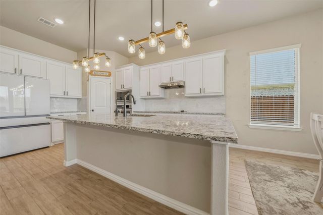1516 Somerset Lane, Weatherford, TX 76087