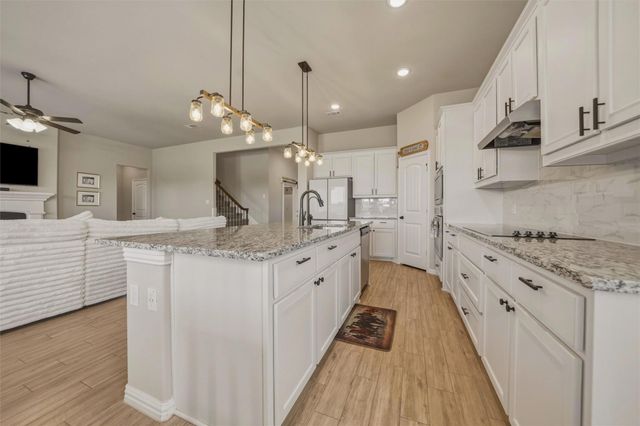 1516 Somerset Lane, Weatherford, TX 76087
