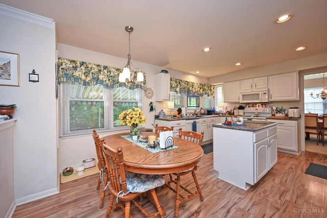 6889 Maddux Drive, Anderson Twp, OH 45230