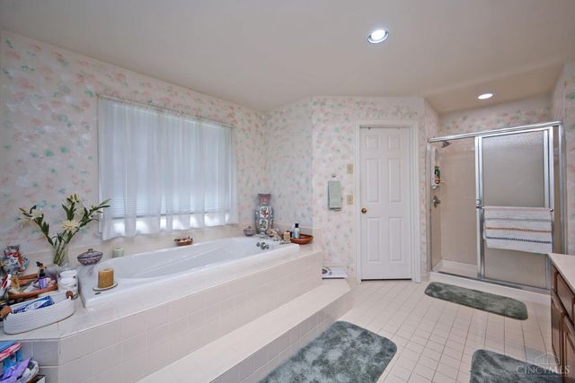 6889 Maddux Drive, Anderson Twp, OH 45230