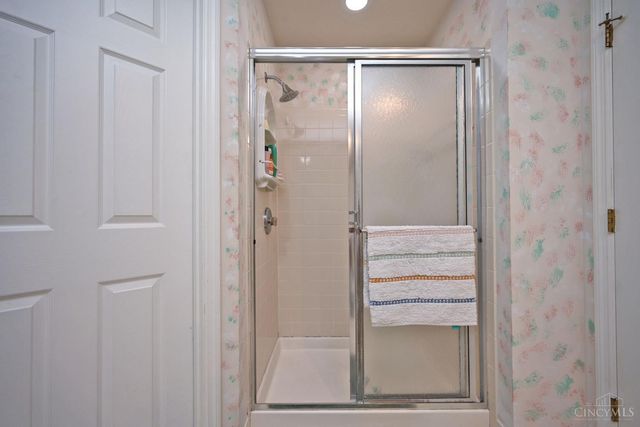 6889 Maddux Drive, Anderson Twp, OH 45230