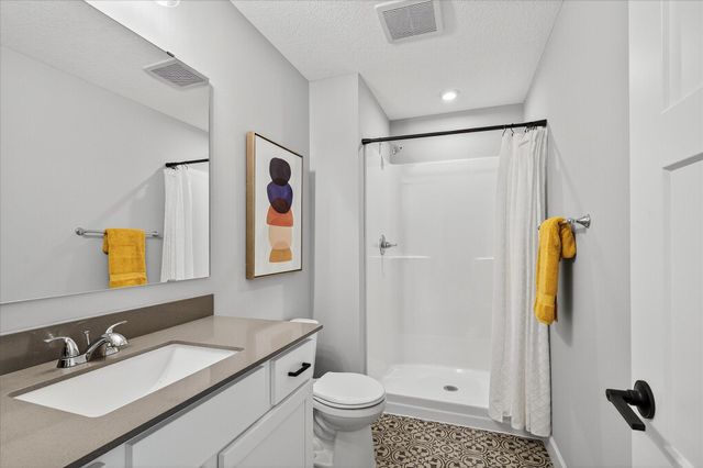 1401 Woods Road NE, Isanti, MN 55040