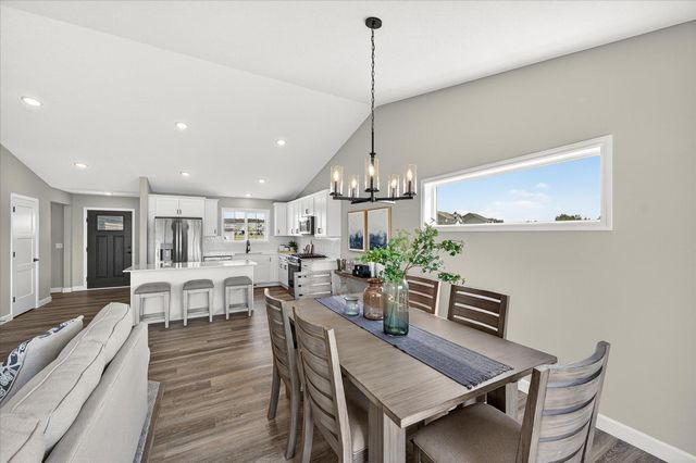 1401 Woods Road NE, Isanti, MN 55040