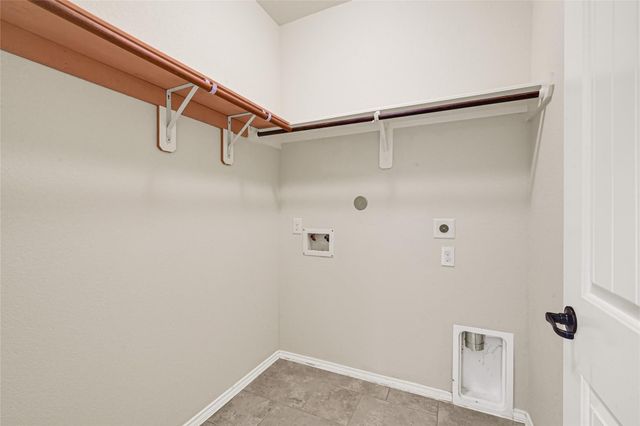 16622 Lake Prince Lane, Houston, TX 77044