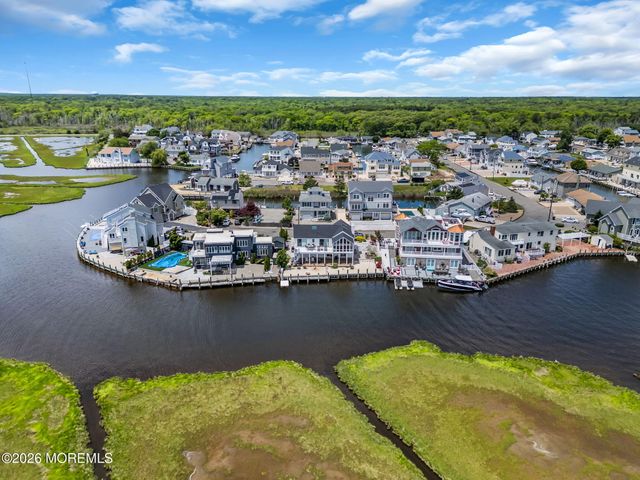 259 Cypress Drive, Bayville, NJ 08721