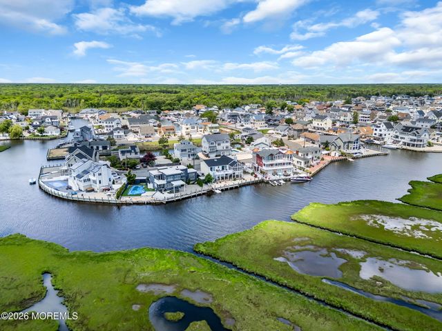259 Cypress Drive, Bayville, NJ 08721