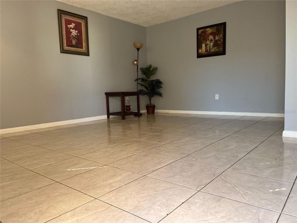 Image 11 of property listing at 731 WYMAN COURT 731, Orlando, FL 32809