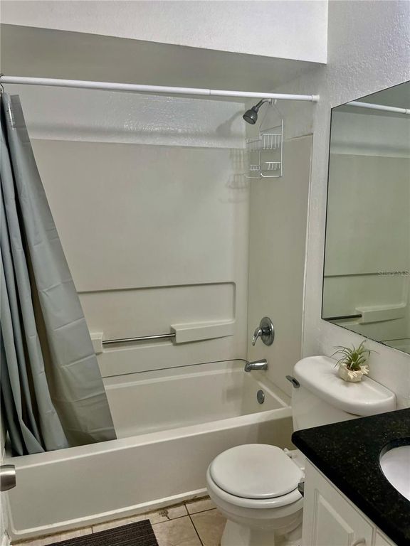 Image 16 of property listing at 731 WYMAN COURT 731, Orlando, FL 32809