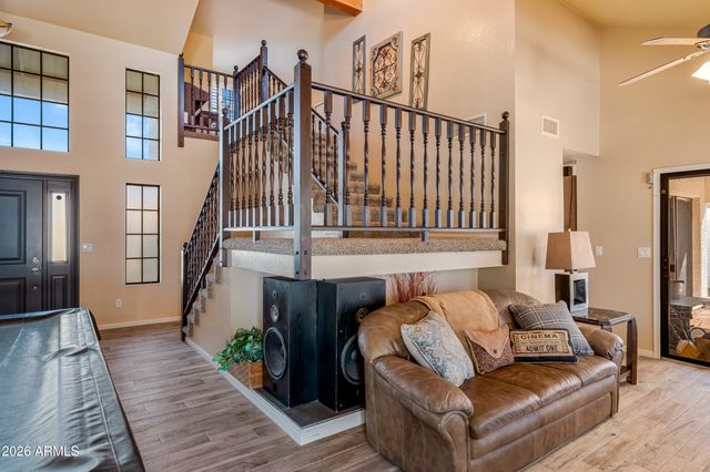 6133 E SADDLEBACK Street, Mesa, AZ 85215