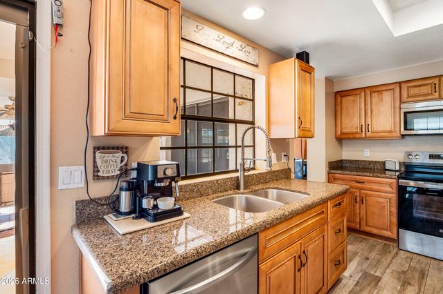 6133 E SADDLEBACK Street, Mesa, AZ 85215