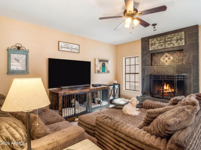 6133 E SADDLEBACK Street, Mesa, AZ 85215