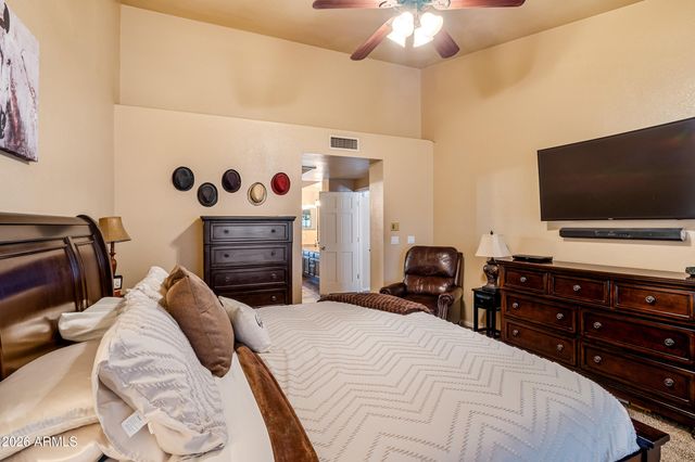 6133 E SADDLEBACK Street, Mesa, AZ 85215