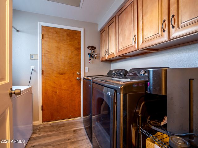 6133 E SADDLEBACK Street, Mesa, AZ 85215