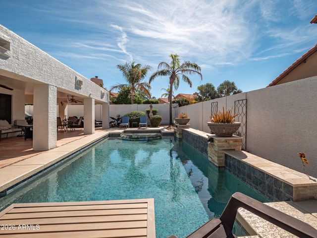 6133 E SADDLEBACK Street, Mesa, AZ 85215