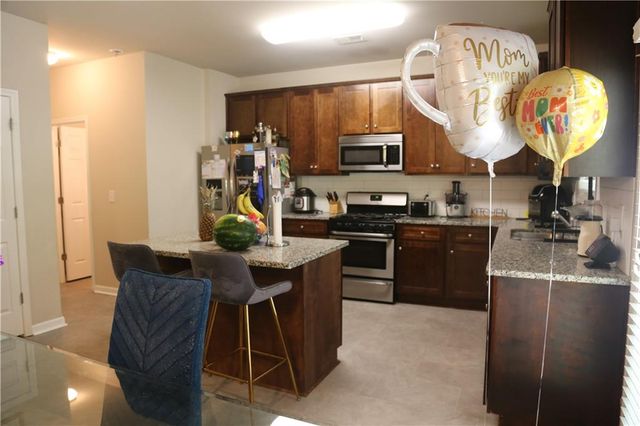92 Persian Ivy Way, Dallas, GA 30132