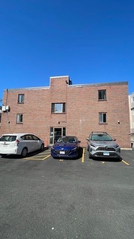 25 Linden Avenue 23, Somerville, MA 02143