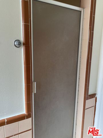 1020 S WOOSTER, Los Angeles, CA 90035