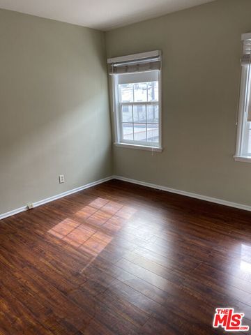 1020 S WOOSTER, Los Angeles, CA 90035