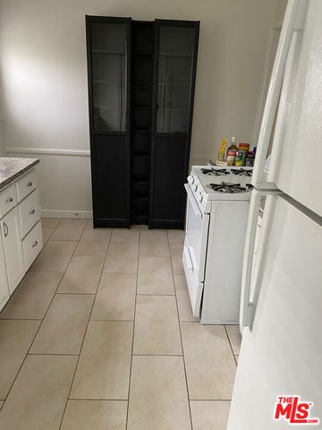 1020 S WOOSTER, Los Angeles, CA 90035