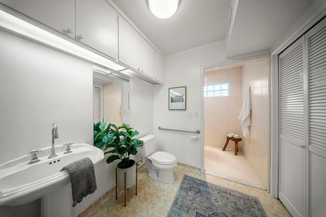 929 Terrace Pl, Modesto, CA 95350