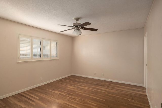 4376 N 5th Street, Fresno, CA 93726