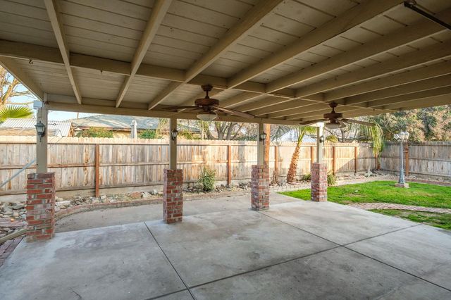 4376 N 5th Street, Fresno, CA 93726