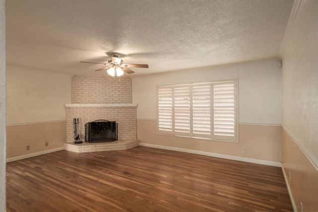 4376 N 5th Street, Fresno, CA 93726