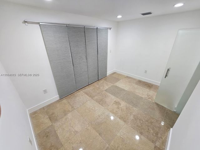 5754 NW 98th Avenue, Doral, FL 33178