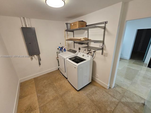 5754 NW 98th Avenue, Doral, FL 33178
