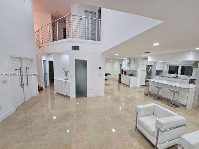 5754 NW 98th Avenue, Doral, FL 33178