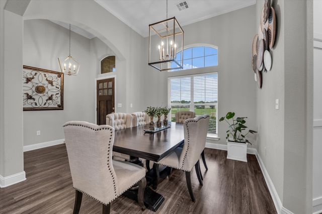 841 Day Star Drive, Hewitt, TX 76643