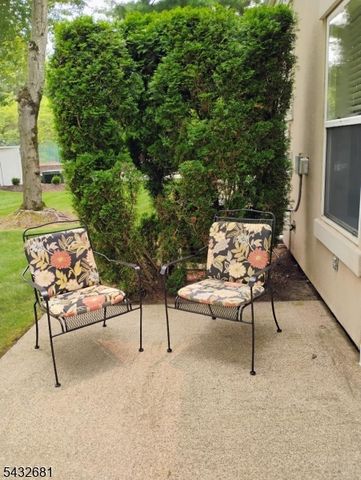 8103 Burgundy Way, Wayne Twp., NJ 07470