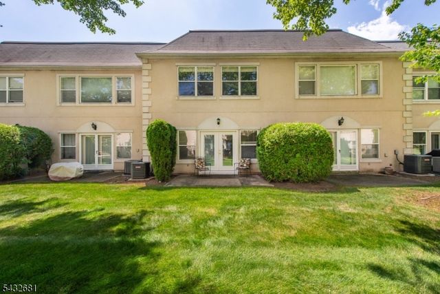 8103 Burgundy Way, Wayne Twp., NJ 07470