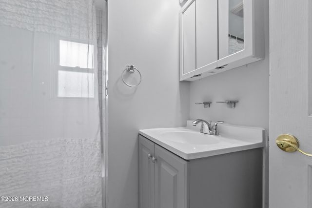 930 Woodmere Drive, Cliffwood Beach, NJ 07735