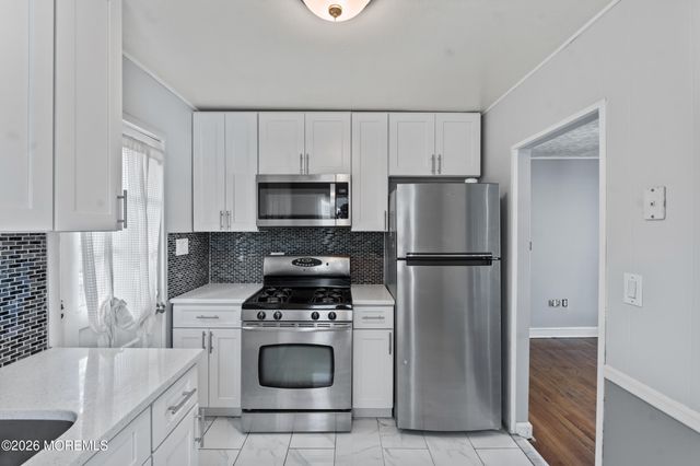 930 Woodmere Drive, Cliffwood Beach, NJ 07735