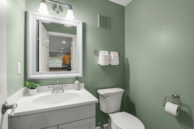 2503 Old Bridge Ln 2503, Bellingham, MA 02019