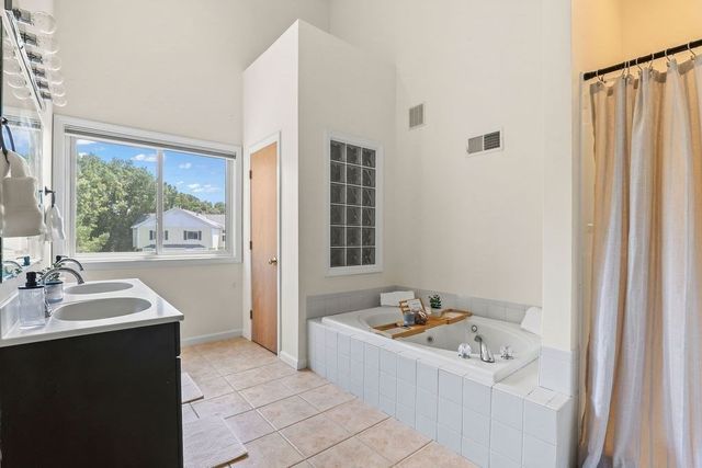 2503 Old Bridge Ln 2503, Bellingham, MA 02019