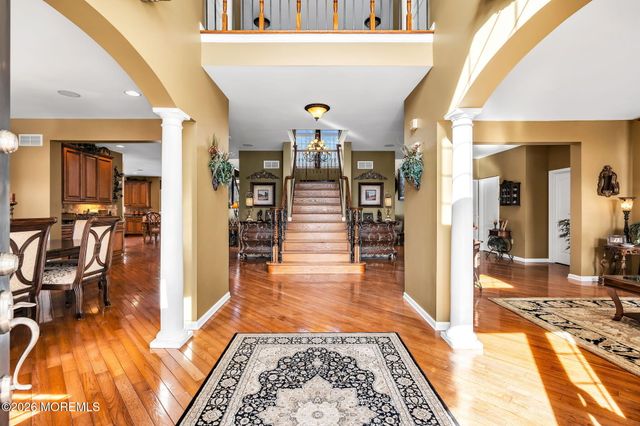 24 Parkside Drive, Jackson, NJ 08527