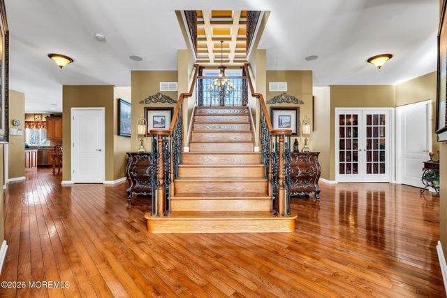 24 Parkside Drive, Jackson, NJ 08527