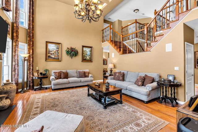 24 Parkside Drive, Jackson, NJ 08527